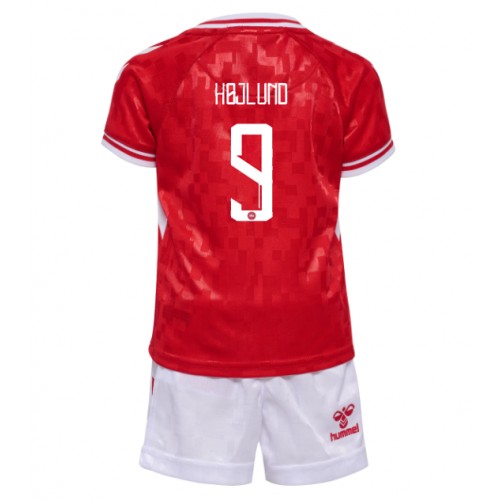 Maglia Calcio Danimarca Rasmus Hojlund #9 Prima Divisa Bambino Europei 2024 Manica Corta (+ pantaloncini)